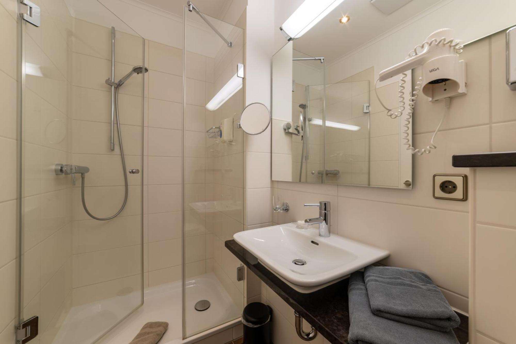 Hotel Schoengarten Garni Lindau Kültér fotó
